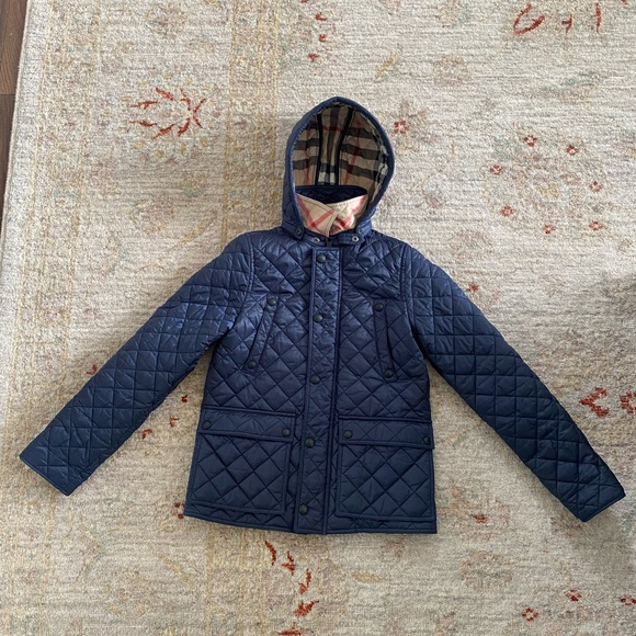 Burberry Quilted Children's Coat with Detachable Hood in Ink
Blue size 10Y - Picture 2 of 7